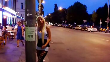 Skylar MegaTitties 는 딕 PASSIONHD에 대한 호색한 24-7입니다.