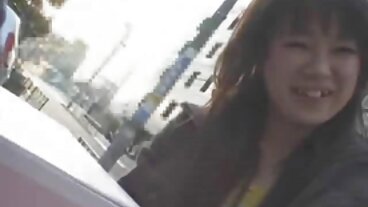 Reality Kings: Alyx Star는 PornHD에서 문질러지고 망할 것입니다.