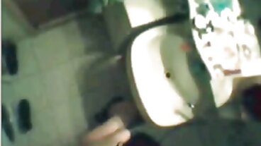 ball-fondler 섹시한중년여성 얼굴 & tittyfucked
