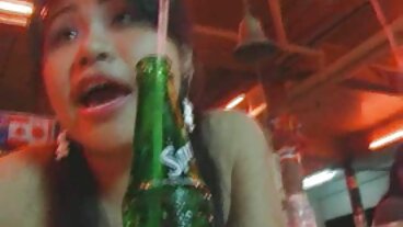 Blacked: Blake Blossom은 PornHD에서 그녀의 끝없는 성욕을 따라가는 남자를 찾습니다.